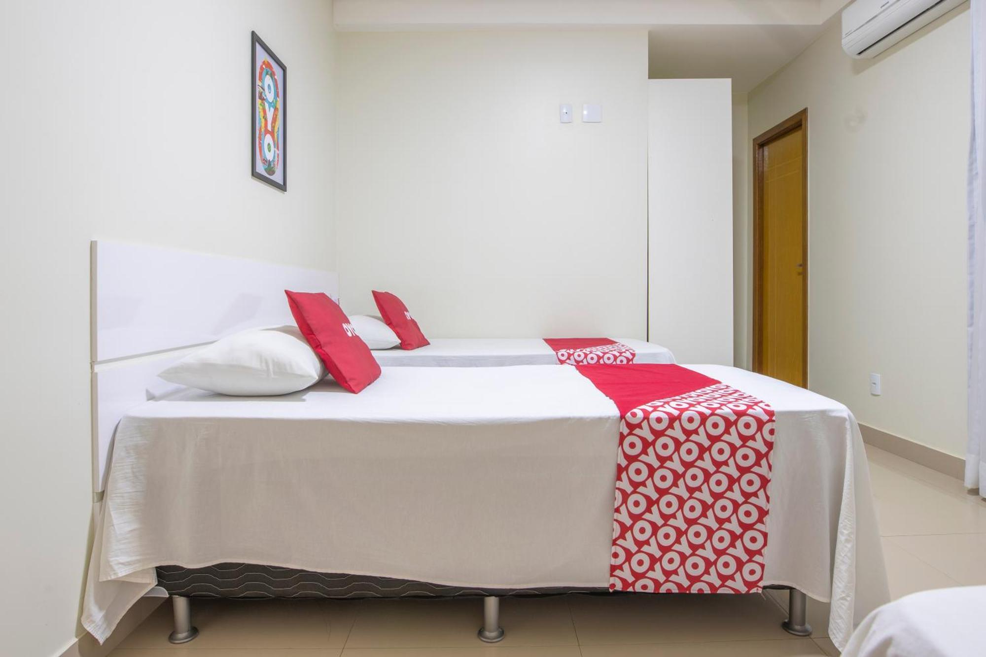 Oyo Tropical Confort Hotel, Brasilia Sao Sebastiao  Экстерьер фото