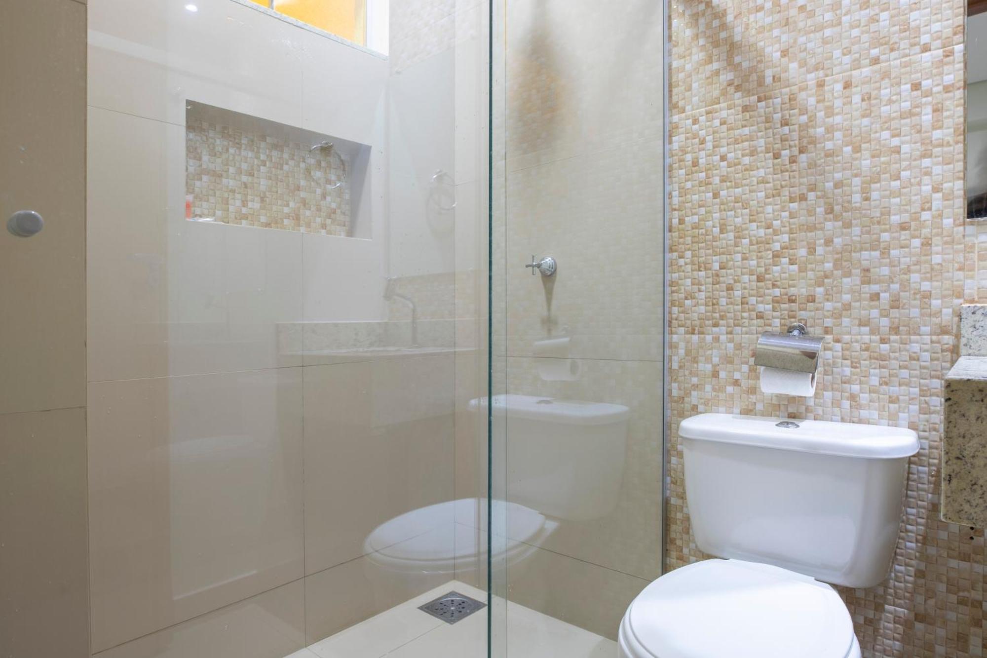 Oyo Tropical Confort Hotel, Brasilia Sao Sebastiao  Экстерьер фото